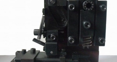 端子壓接模具設(shè)計(jì)時(shí)的注意事項(xiàng)有？